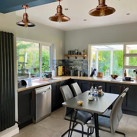 Gorgeous In Faithlegg, County Waterford Holiday home Stronghow's Bridge